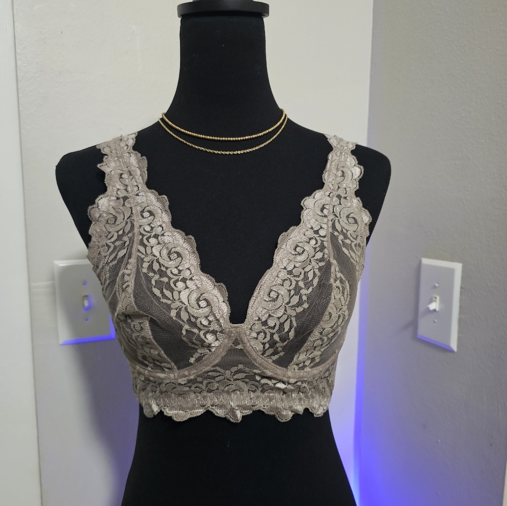 Leonisa Bralette Size 34 B